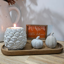 Load image into Gallery viewer, Pinecone Tealight Holder