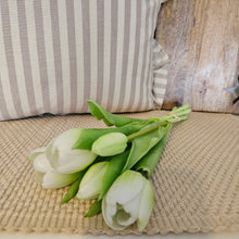 Load image into Gallery viewer, White Tulip Bunch