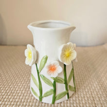 Load image into Gallery viewer, Margot Floral 3D Bud Vase