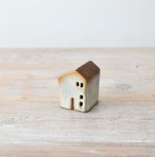 Load image into Gallery viewer, Moda Minature LED House
