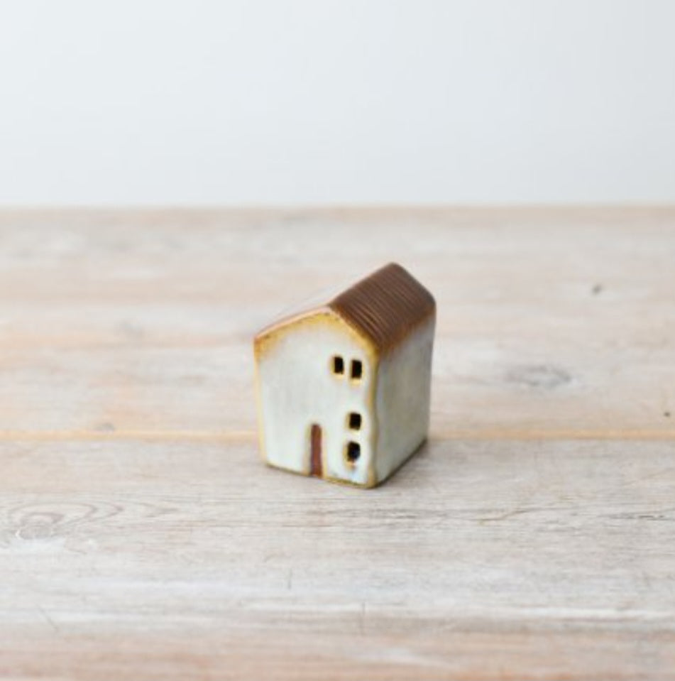 Moda Minature LED House