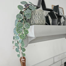 Load image into Gallery viewer, Grey Teardrop Vase
