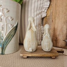Load image into Gallery viewer, Cream &amp; Beige Ribbed Standing Rabbit
