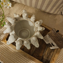 Load image into Gallery viewer, Birdie Plant Pot
