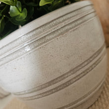 Load image into Gallery viewer, Terracotta Round Planter
