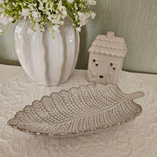 Load image into Gallery viewer, Lyla Leaf Dish
