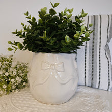 Load image into Gallery viewer, Bow Planter
