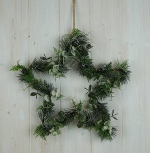 Star Foliage Wreath