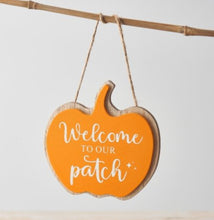 Load image into Gallery viewer, Pumpkin Hanging Decorations
