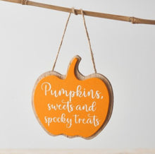 Load image into Gallery viewer, Pumpkin Hanging Decorations
